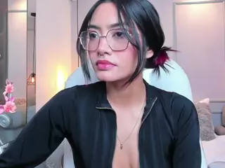 AzuraKindong's Live Sex Cam Show