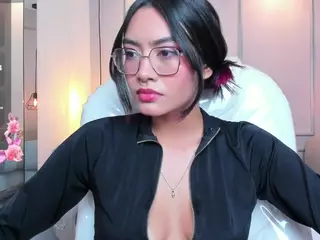 AzuraKindong's Live Sex Cam Show