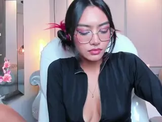 AzuraKindong's Live Sex Cam Show