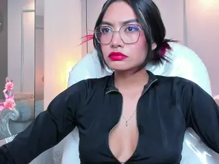 AzuraKindong's Live Sex Cam Show
