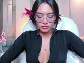 AzuraKindong's Live Sex Cam Show