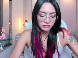 AzuraKindong's Live Sex Cam Show
