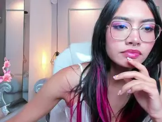 AzuraKindong's Live Sex Cam Show