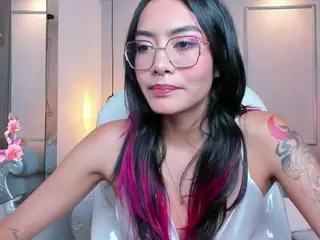 AzuraKindong's Live Sex Cam Show