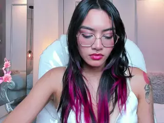 AzuraKindong's Live Sex Cam Show