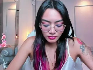 AzuraKindong's Live Sex Cam Show