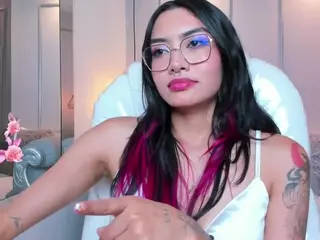 AzuraKindong's Live Sex Cam Show