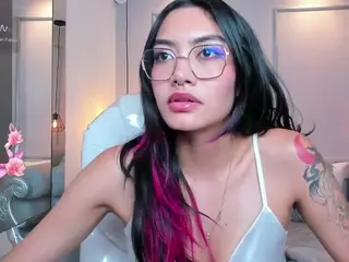 AzuraKindong's Live Sex Cam Show