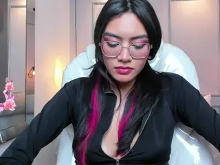 AzuraKindong's Live Sex Cam Show