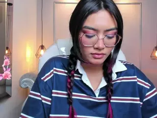 AzuraKindong's Live Sex Cam Show