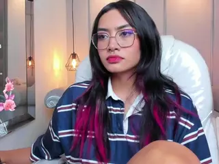 AzuraKindong's Live Sex Cam Show