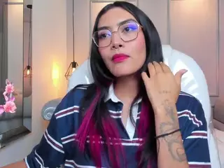 AzuraKindong's Live Sex Cam Show