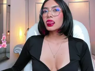 AzuraKindong's Live Sex Cam Show