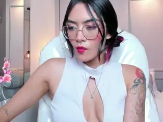 AzuraKindong's Live Sex Cam Show