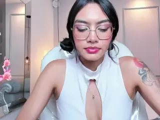 AzuraKindong's Live Sex Cam Show