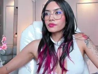 AzuraKindong's Live Sex Cam Show