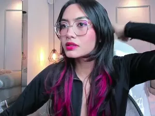 AzuraKindong's Live Sex Cam Show