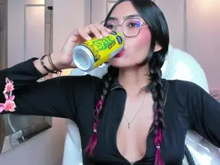 AzuraKindong's Live Sex Cam Show