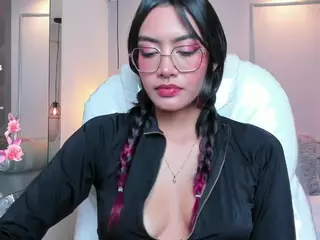 AzuraKindong's Live Sex Cam Show