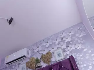 Danee's Live Sex Cam Show