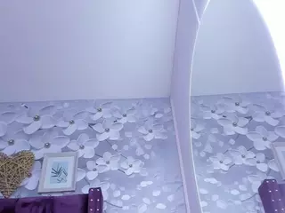 Danee's Live Sex Cam Show