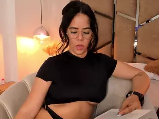 Martiinaa-Jones's Live Sex Cam Show