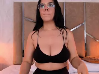 Martiinaa-Jones's Live Sex Cam Show