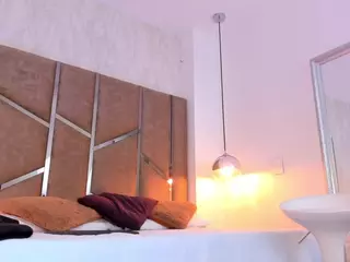 Martiinaa-Jones's Live Sex Cam Show