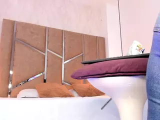 Martiinaa-Jones's Live Sex Cam Show