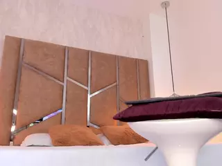 Martiinaa-Jones's Live Sex Cam Show