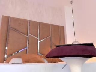 Martiinaa-Jones's Live Sex Cam Show