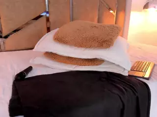Martiinaa-Jones's Live Sex Cam Show
