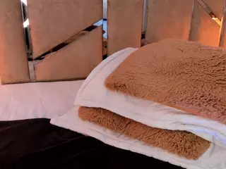 Martiinaa-Jones's Live Sex Cam Show