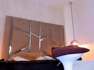 Martiinaa-Jones's Live Sex Cam Show