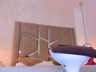 Martiinaa-Jones's Live Sex Cam Show