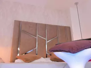 Martiinaa-Jones's Live Sex Cam Show