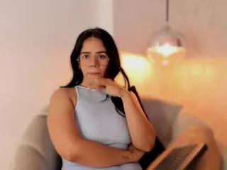 Martiinaa-Jones's Live Sex Cam Show