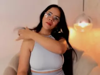 Martiinaa-Jones's Live Sex Cam Show