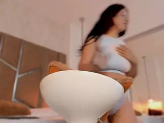 Martiinaa-Jones's Live Sex Cam Show