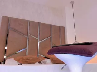 Martiinaa-Jones's Live Sex Cam Show