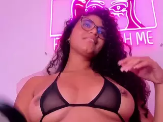 CarlyMonroe's Live Sex Cam Show