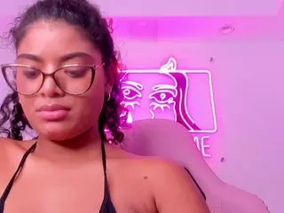 CarlyMonroe's Live Sex Cam Show
