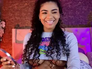 CarlyMonroe's Live Sex Cam Show