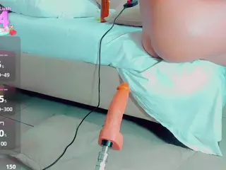 EmilySaaenz's Live Sex Cam Show