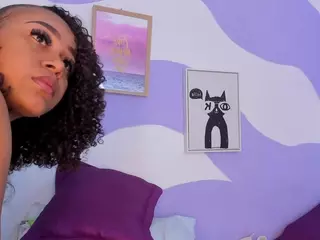 MONAAXXX's Live Sex Cam Show