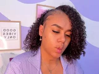 MONAAXXX's Live Sex Cam Show
