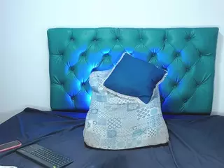 sweet-devilL's Live Sex Cam Show