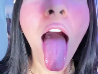 MaluDiazx's Live Sex Cam Show