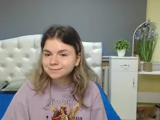 TinaRedly's Live Sex Cam Show