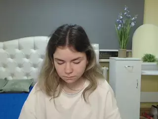 TinaRedly's Live Sex Cam Show